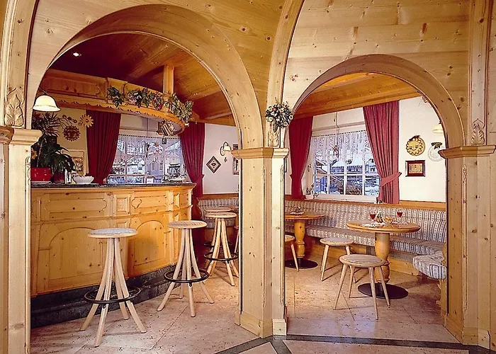Hotel Garni Soreie Pozza di Fassa