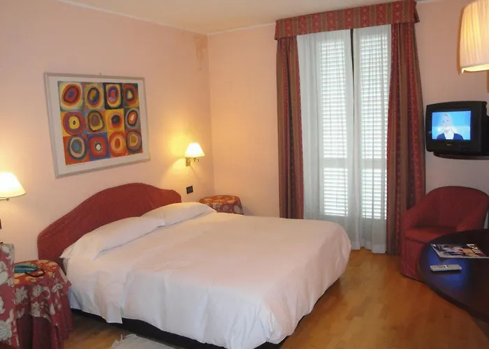 Сity center hotels Due Mondi