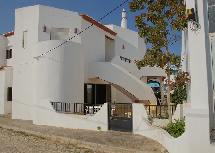 Hotel de 3 estrellas: Apartamentos E Quartos Atalaia