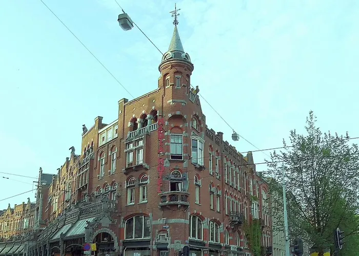 Centraal gelegen hotel: Nadia Hotel