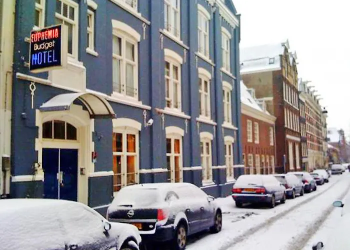 Euphemia Budget Old City Canal Zone