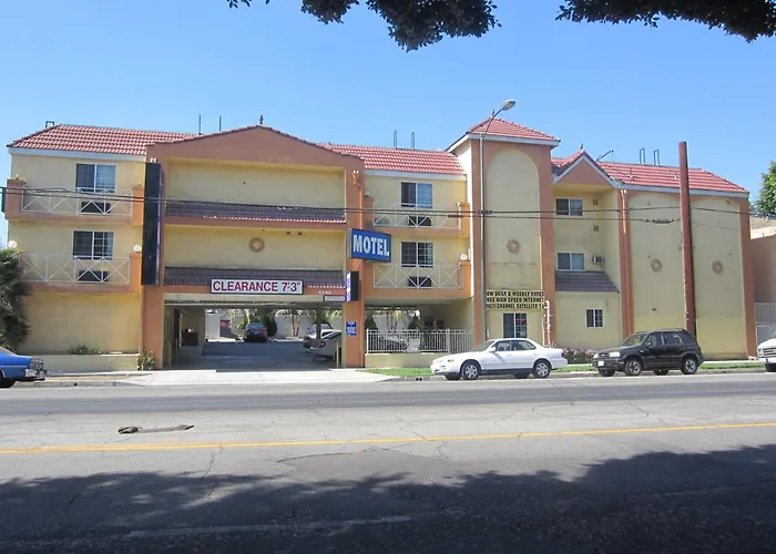 Motel: Starlight Inn, Valley Blvd - Downtown La