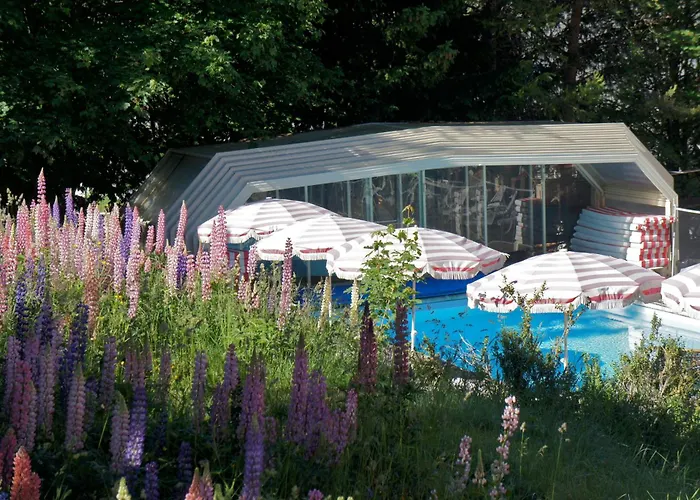 Hotel Adret