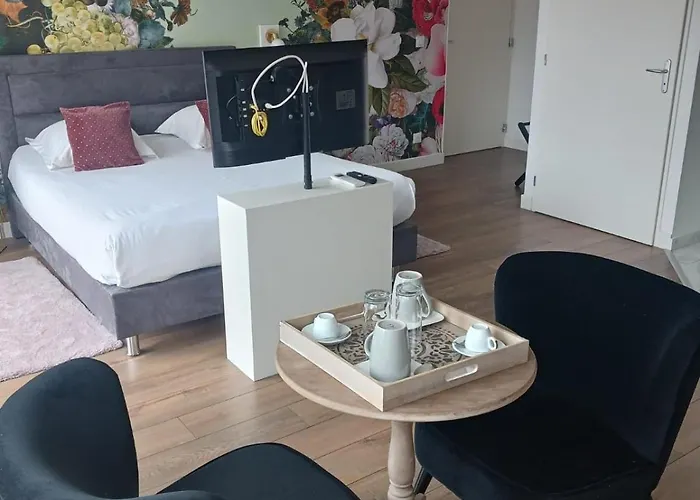 Hôtel accueillant les animaux: Inside Villars Les Dombes