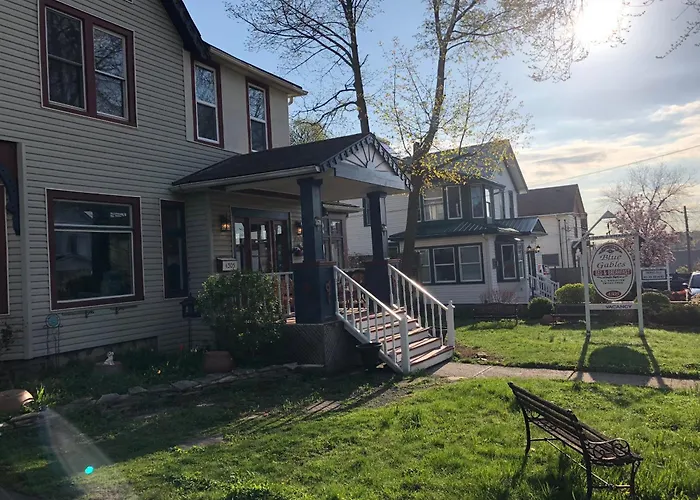 Blue Gables Bed And Breakfast