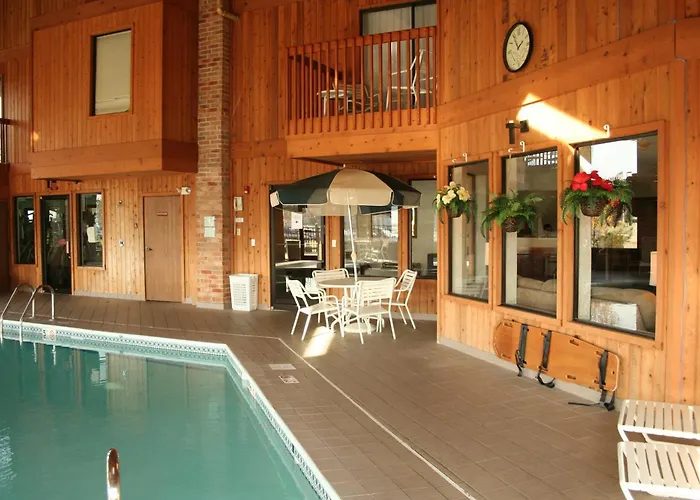 Baymont By Wyndham Battle Creek Downtown
