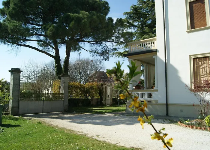  Il Bozzolo Eco Boutique