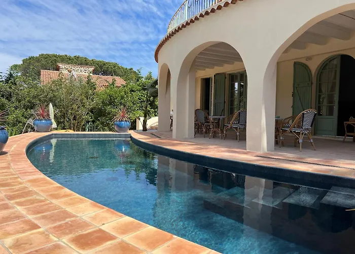 Hôtel accueillant les animaux: Maison d'Orange - La Pinede