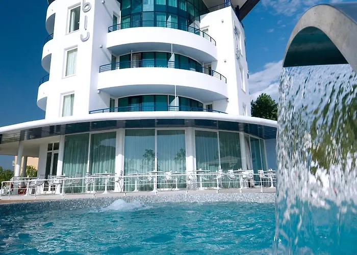 Hotel con tennis: Blu Suite Resort