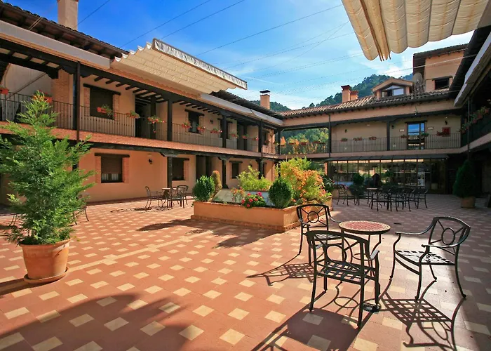 Hotel Jacuzzi: Coto Del Valle De Cazorla