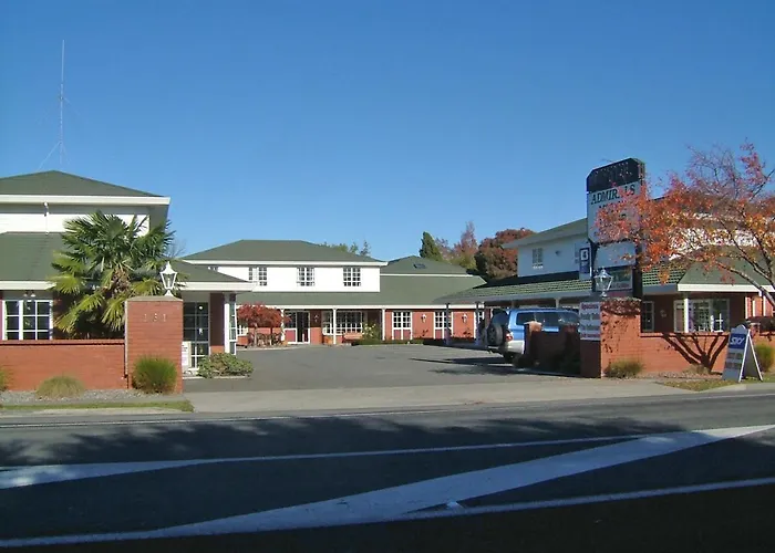 Admirals Motor Lodge