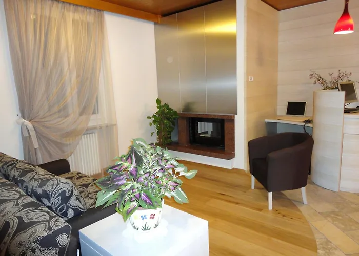 Albergo Tuenno