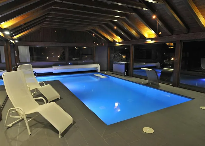 Apartamentos Pessets Adelaida