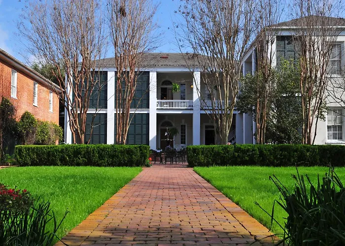 Monmouth Historic