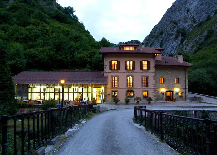 La Casona de Mestas