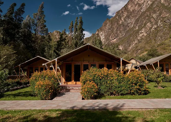Luxury hotel only: Las Qolqas Ecoresort Ollantaytambo