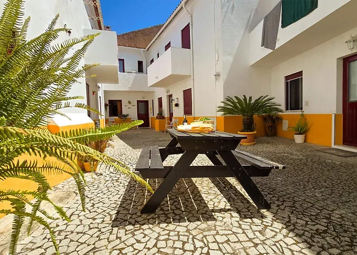 Apartamento: Evora City Break Apartment With Patio In The Historic Centre