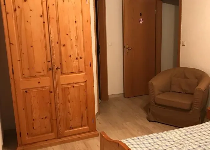 Günstiges Hotel: Pension am Eichenhain