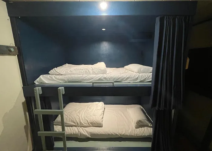 The Hostels Air Osaka