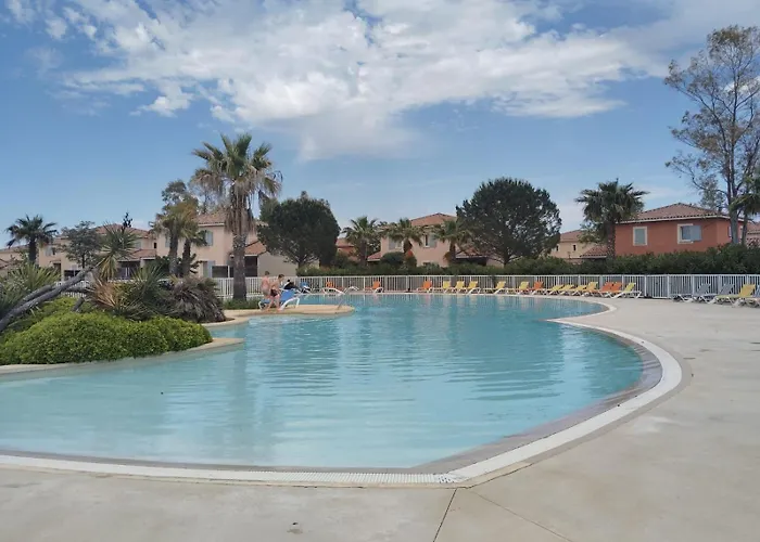 Le Domaine Du Golf ***. Lieu-dit Launac-Le-Vieux 1 Chemin De L'Aire 34690