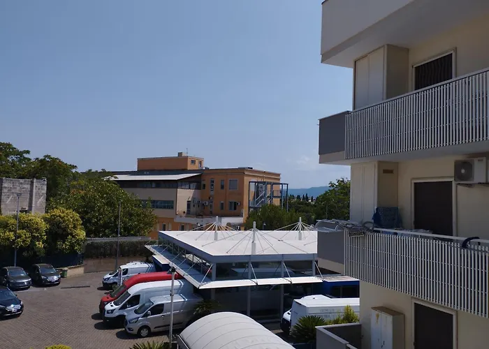 Albergo centrale: Da Luigi locazioni brevi turistiche