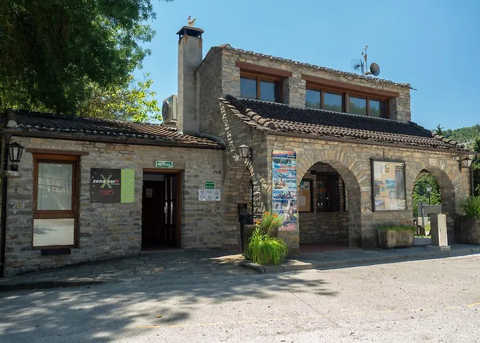 Hotel Centro de Vacaciones Morillo de Tou - Aínsa
