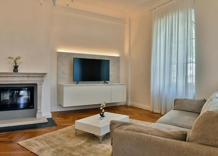 Wosching Haus Roemer Living Meran