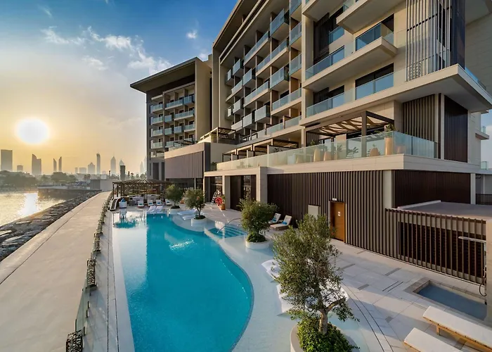  Hyatt Centric Jumeirah Dubai