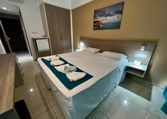Sunny Blue Hotel Agia Napa