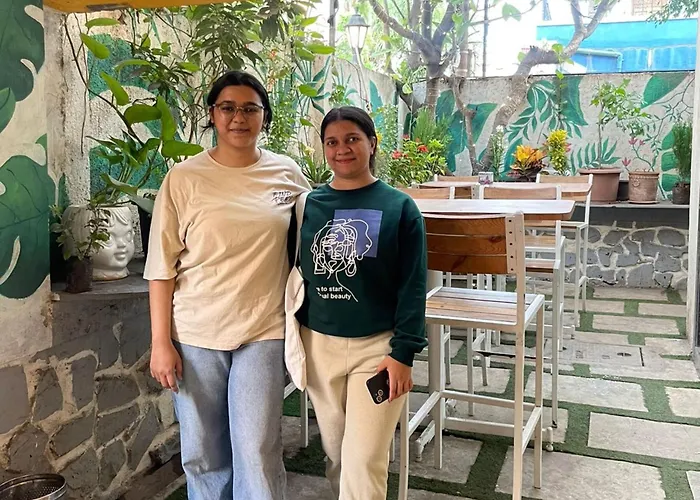 Coliwo Un - Viman Nagar