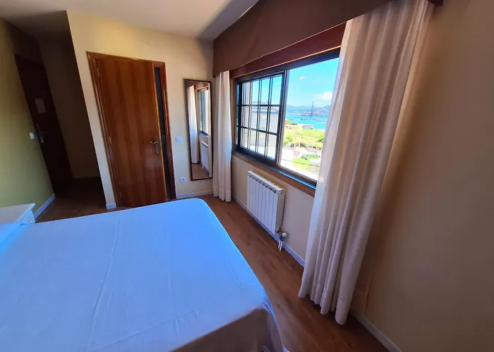 Hotel cerca del aeropuerto: Hostal O Galeón San Luis