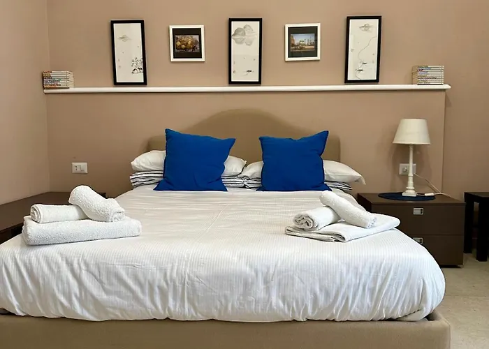 Hotel sulla spiaggia: Martucci 83