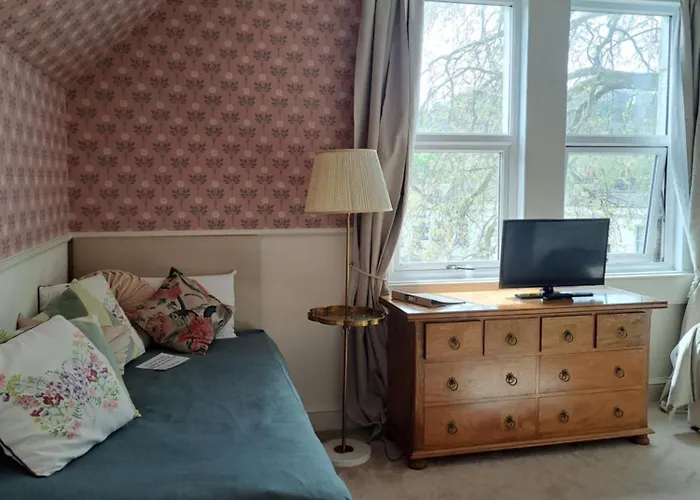 Family Hotel: Avon Guesthouse