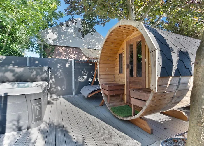 Familiehotel: Voormalige Gevangenis Cel bij B&B Gezond aan Zee - Toegang Wellnesstuin meerprijs