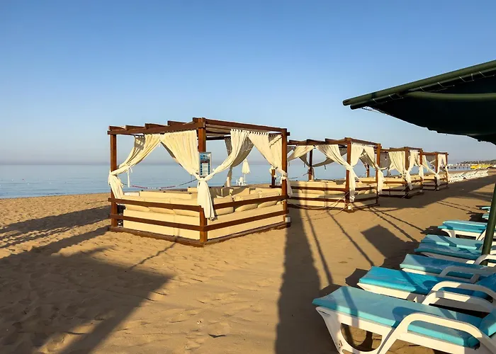 Hotel Aqi Pegasos World Side