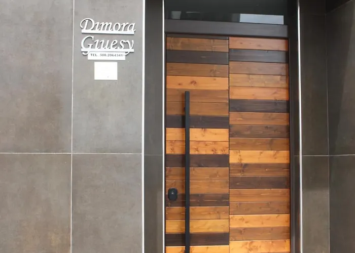DIMORA GYUESY - Mini