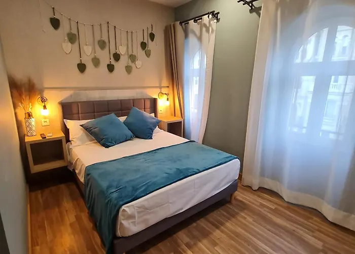 Hotel de 4 estrellas: Hostal Luxury Green Madrid Gran Vía