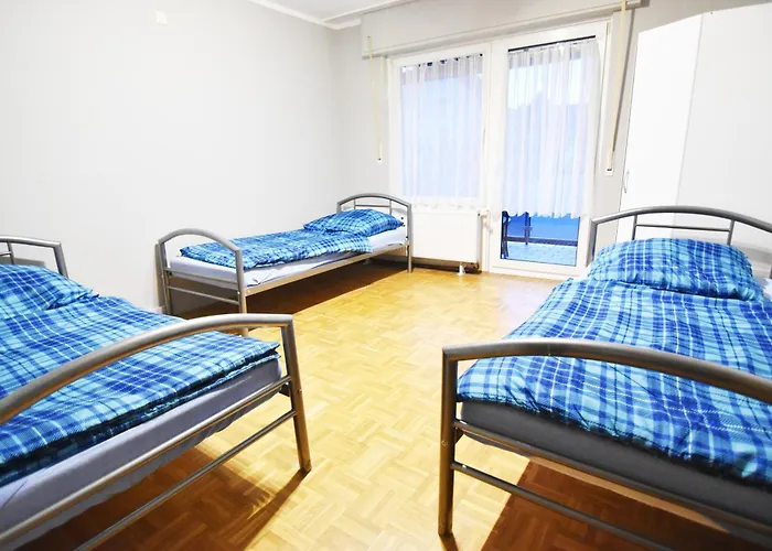 Ferienvermietung: Apartment Köln Porz