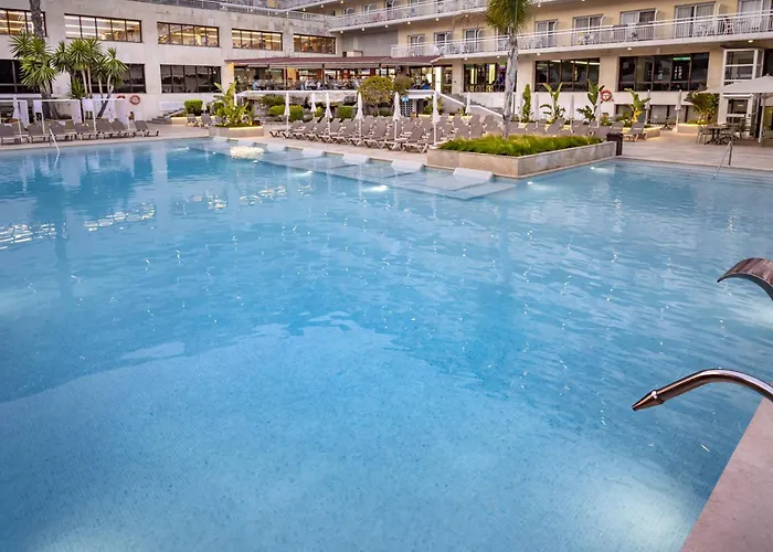 Hôtel accueillant les animaux: Ght Oasis Park & Spa