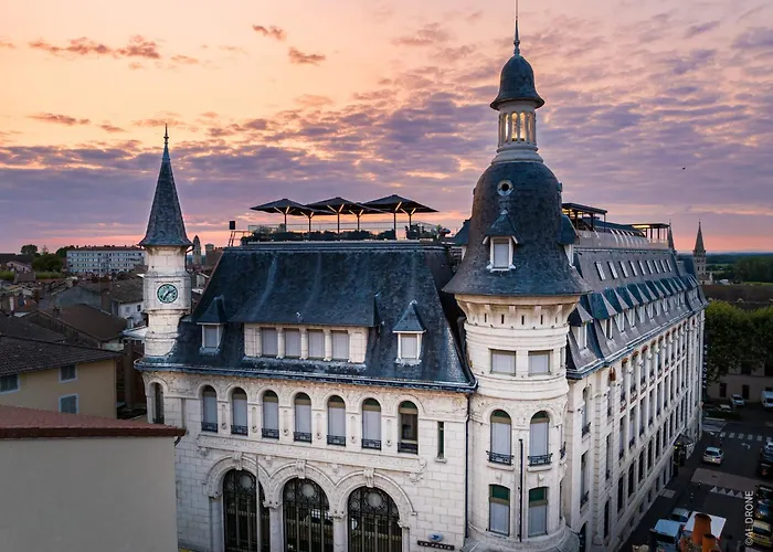 Hôtel accueillant les animaux: HÔTEL&SPA Panorama 360