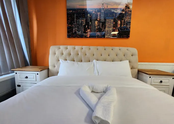 Central hotel: Bessemer Rooms