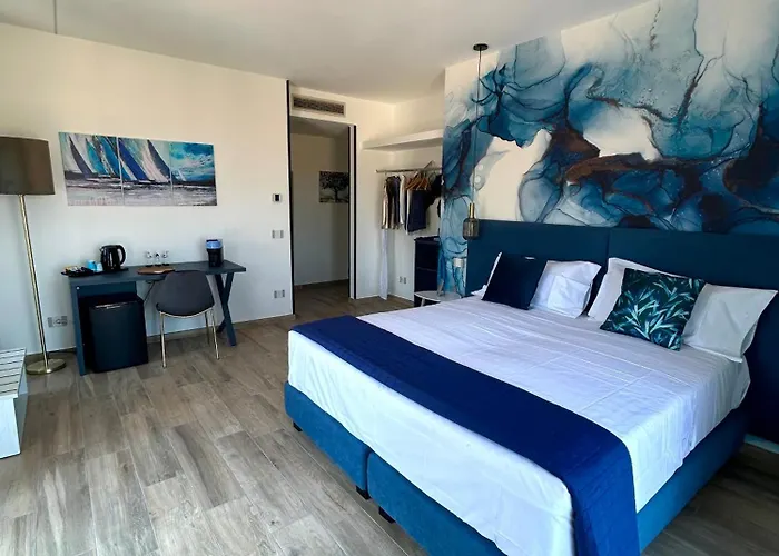 Lumar Luxury