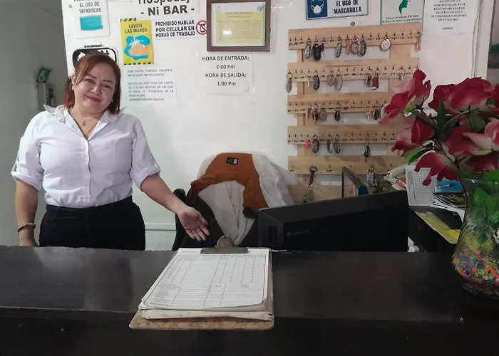 Hotel con tenis: Hotel La Bella Villa Medellin