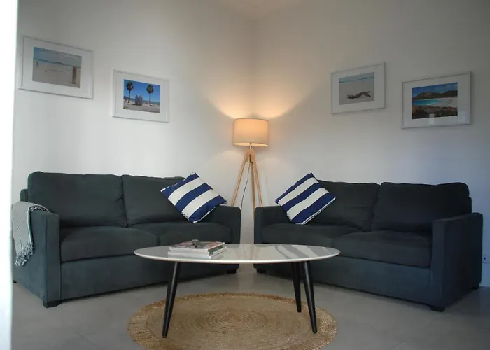 Scarborough Apartment