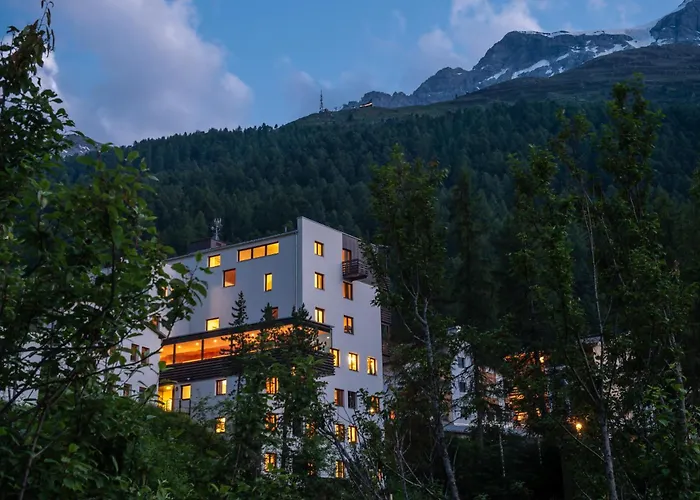 Bed & Breakfast Hostel Nives