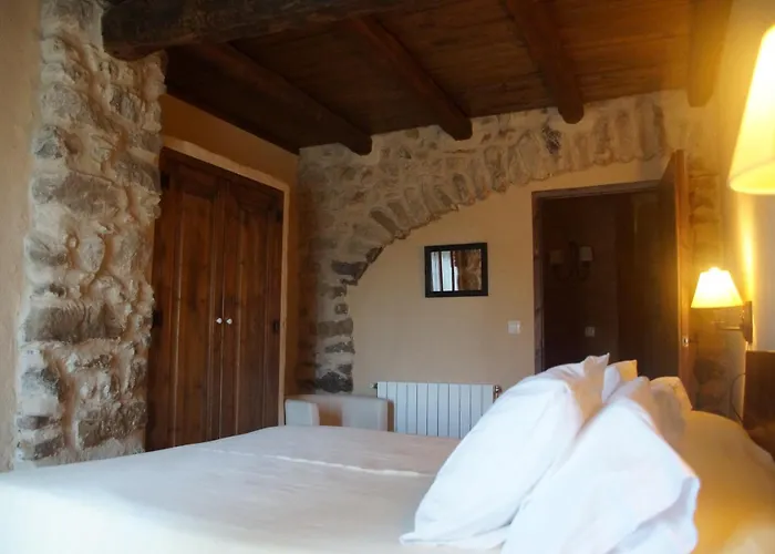 Hostal Mas Roquet Maçanet de Cabrenys