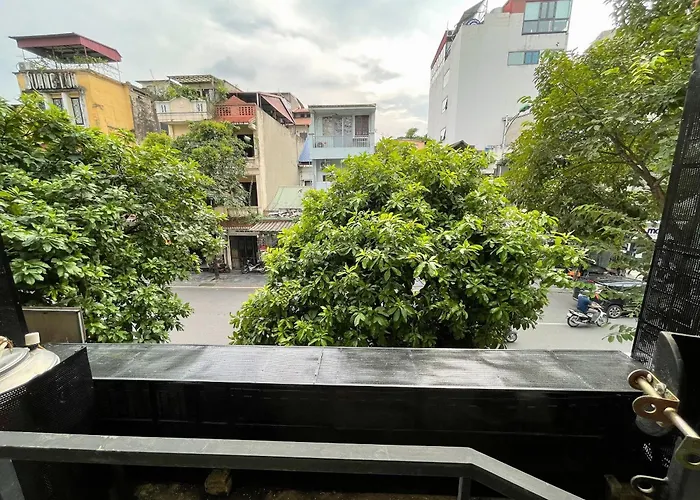 Zeus Living - Old Quater Homestay