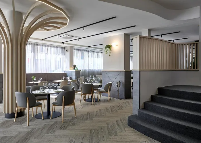 Сity center hotels June Six Hannover City