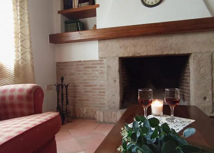 Villa La Casa del Paseo Baños de la Encina