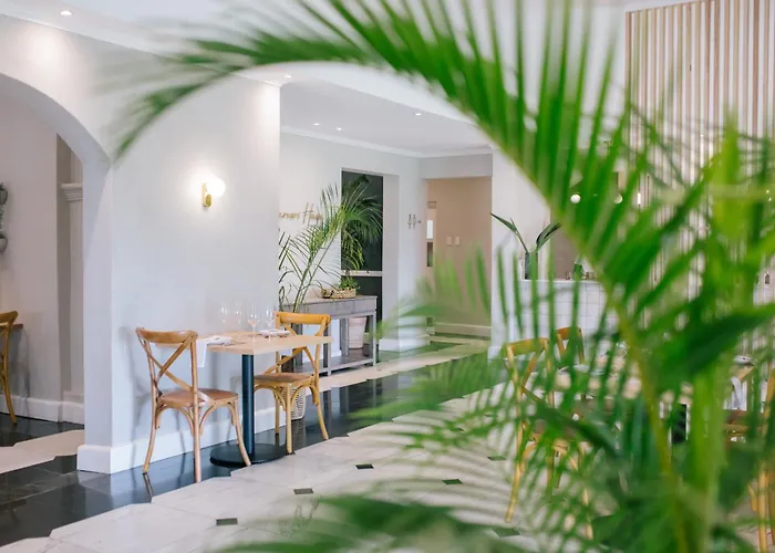 Hotel Olivewood
